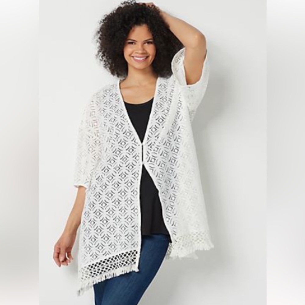 NWOT: All Worthy Hunter McGrady Lace Poncho W/FringeTrim. Wear it year round!!!